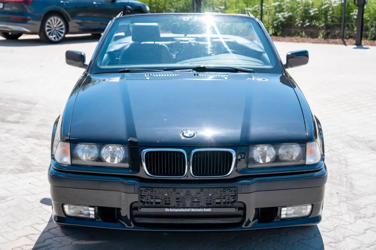 BMW 320i Cabrio M-Paket